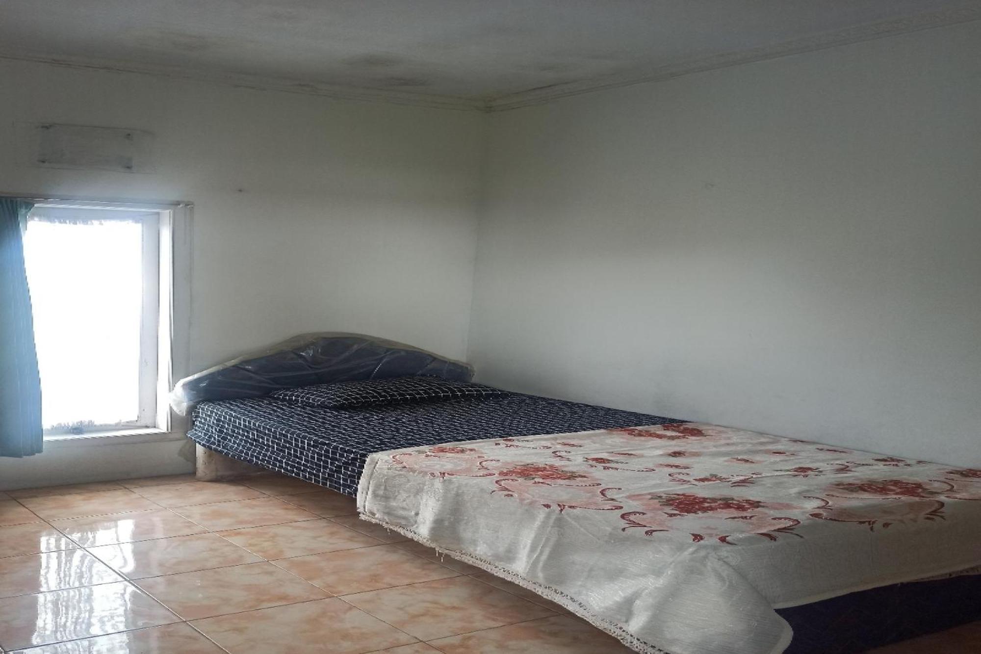 Oyo Life 91339 Pondok Kost Aulia Syariah Garut Eksteriør bilde